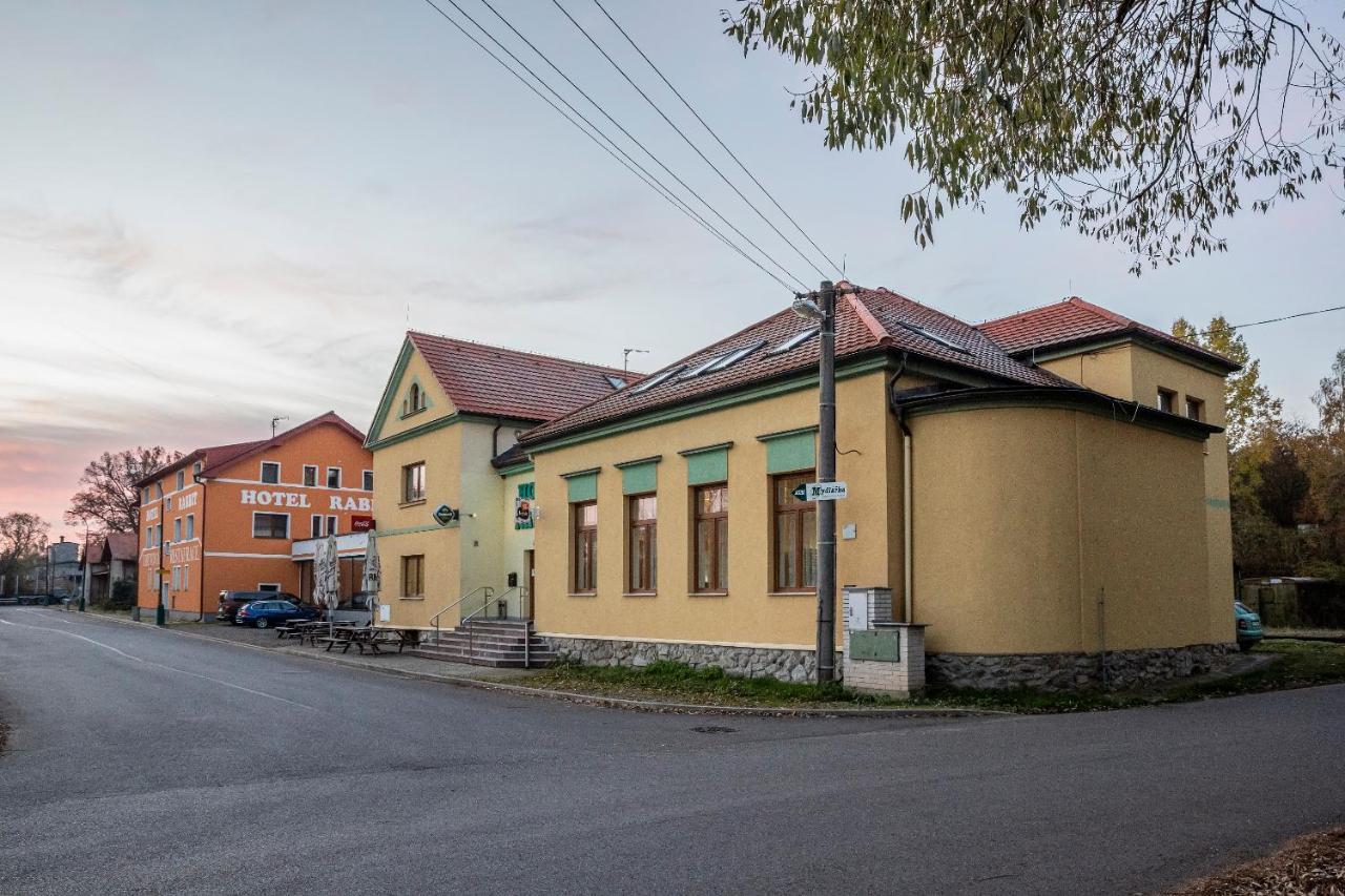Hotel Rabbit Trhovy Stepanov Exterior foto