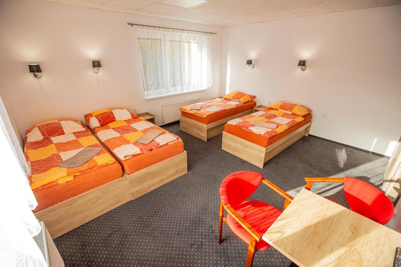 Hotel Rabbit Trhovy Stepanov Exterior foto