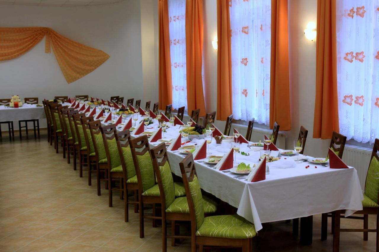 Hotel Rabbit Trhovy Stepanov Exterior foto